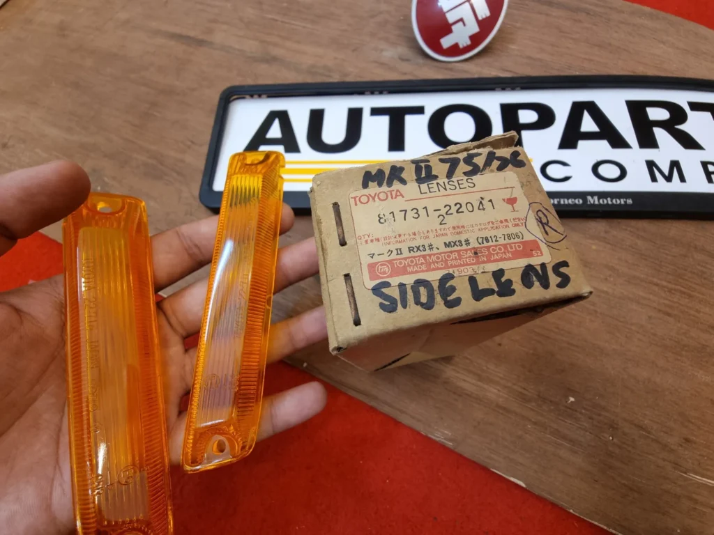 Cressida 1976-79 rx30 mx32 mx41 fender indicator lenses NOS OEM6