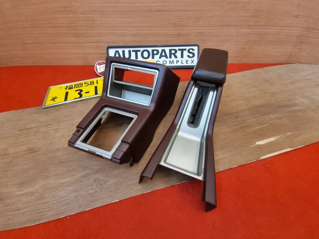 Cressida Mx32 Rx30 Mx41 1976-79 center console 5