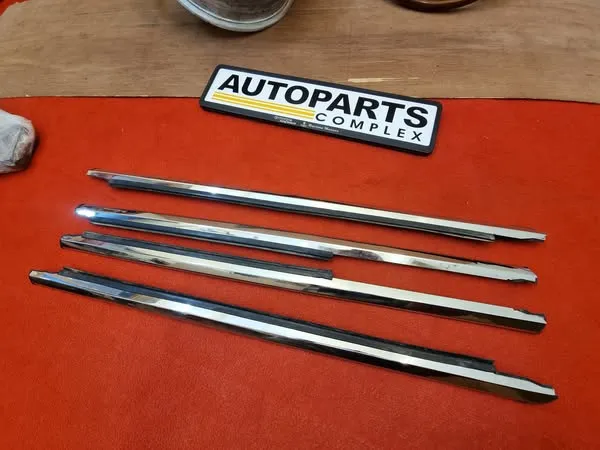 Toyota Corona rt132 rt130 tt132 xt130 Door chrome weatherstrips 1