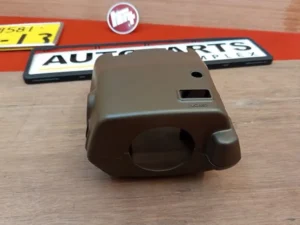 Toyota hilux pickup 1979-83 RHD adjustable steering column cover1