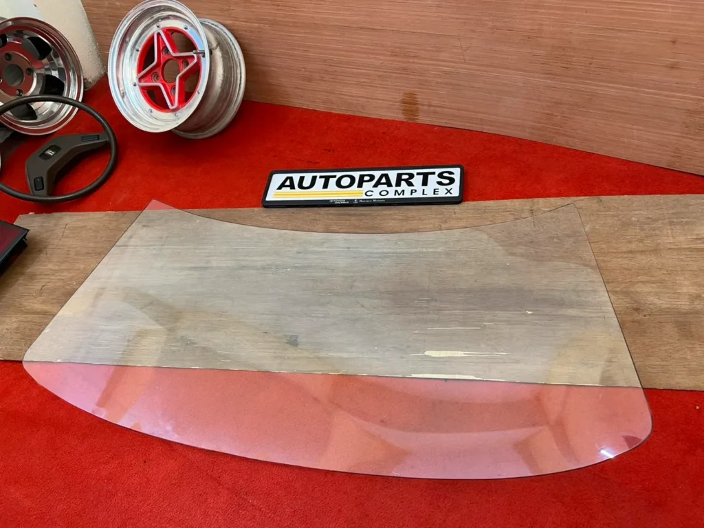 Corolla 1965 1966 1967 1968 1969 rear windshield ke10 ke11 5