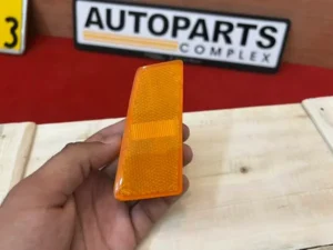 Corolla 1971 1972 1973 1974 sedan tail light reflector (Left side) 1