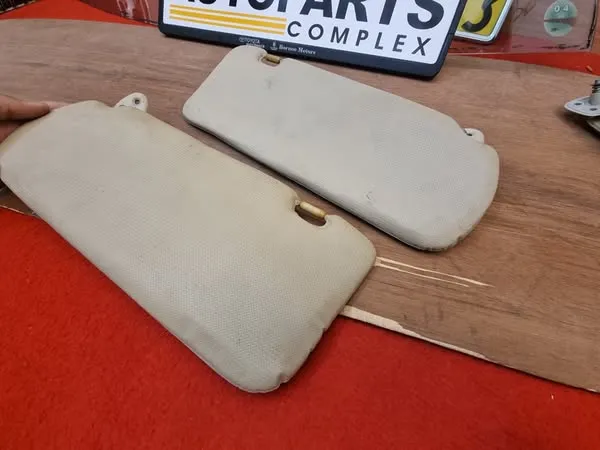 Corolla 1980-83 roof sun shades ke70 Te72 Ae702