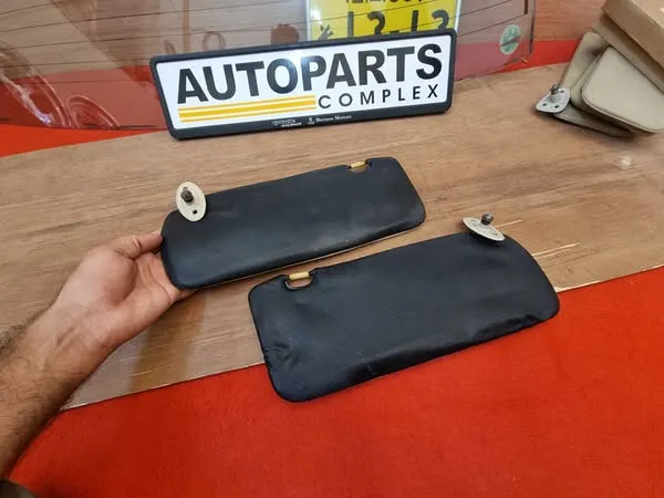 Corolla 1980-83 roof sun shades ke70 Te72 Ae704