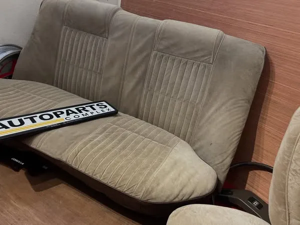 Corolla 1980-83 sedan SE Velvet seats to suit brown4