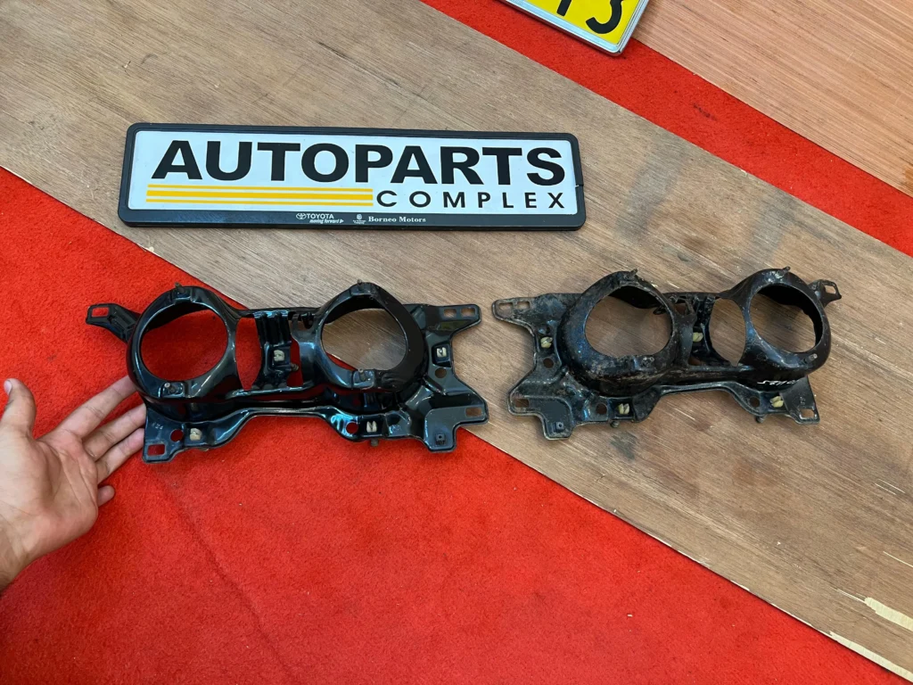 Corolla 1980 quadlights headlight buckets4