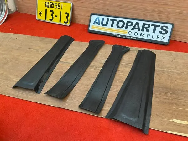 Corolla ke70 te72 4-Door B pillar seat belt covers trims 4