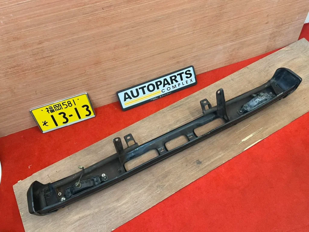 Hilux pickup 4WD 1981 1982 1983 front bumper5