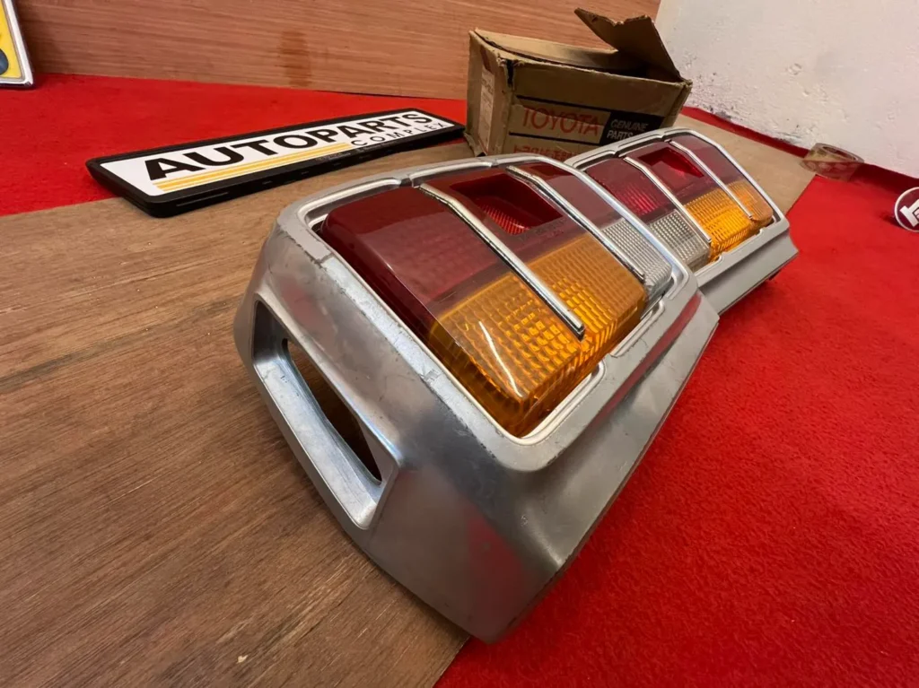 Super rare Corolla 1971 1972 1973 KE20 TE21 tail lights 8