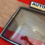 door sedan rear windshield with rubber seal and chrome trims 3