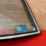 door sedan rear windshield with rubber seal and chrome trims 6