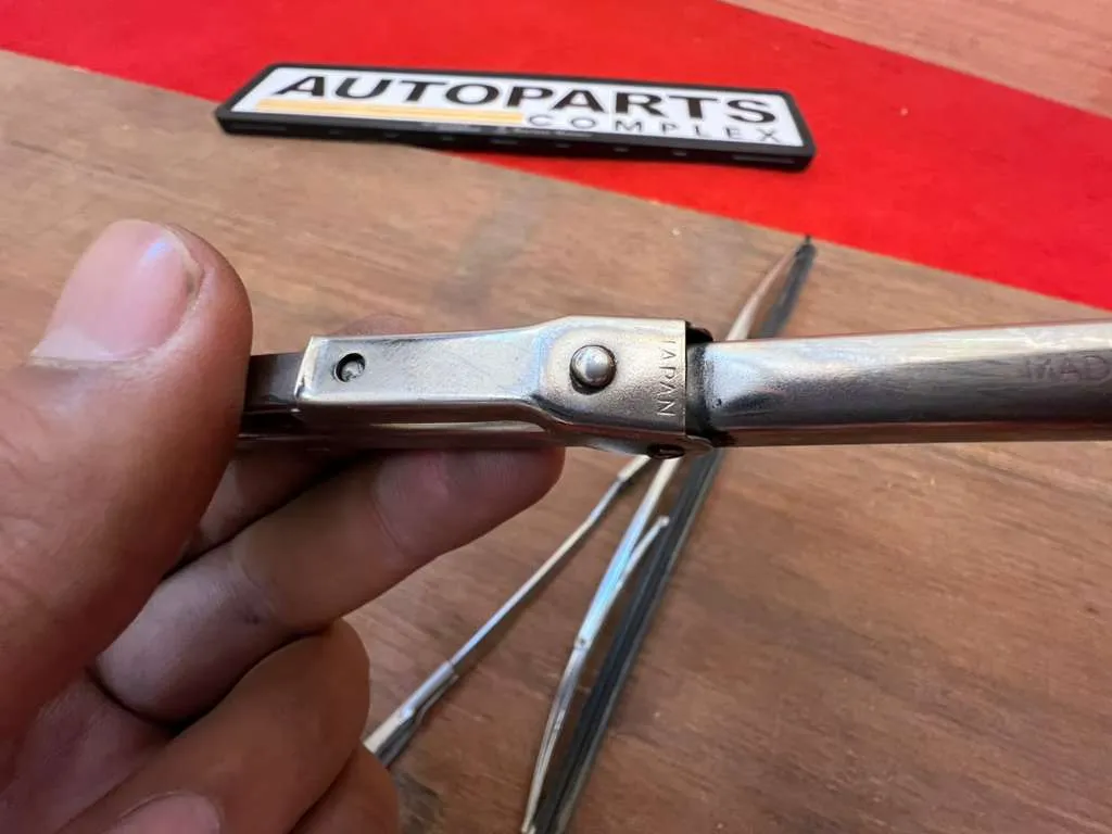 Carina Ta12 Ta10 Ta20 RHD wiper arms and blades7