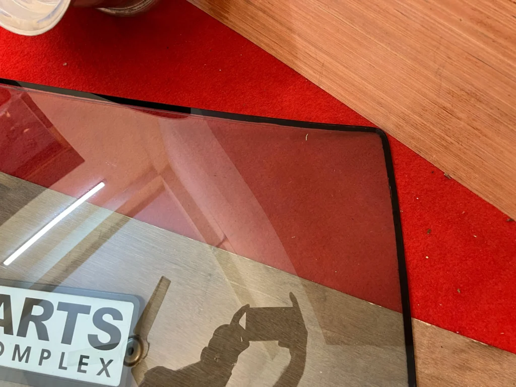 Corolla 1980 1981 1982 1983 sedan blue tinted OEM windshield4