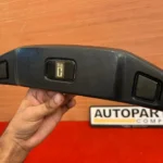 Corolla 1980 1981 DX steering wheel pad with badge3