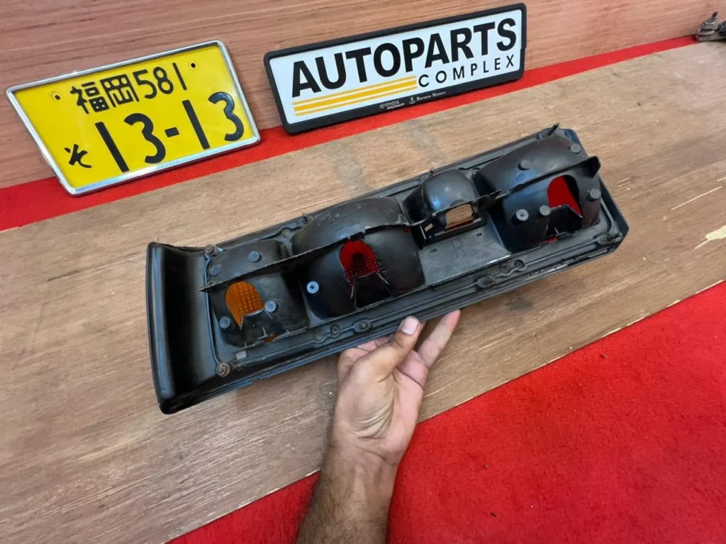 Corolla 1982 1983 OEM tail light right side5