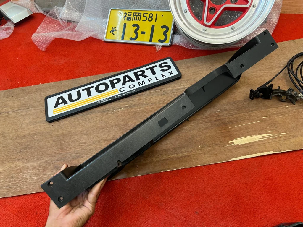 Corolla Ke70 Ae70 1980 - 1981 RHD dash cluster panel6