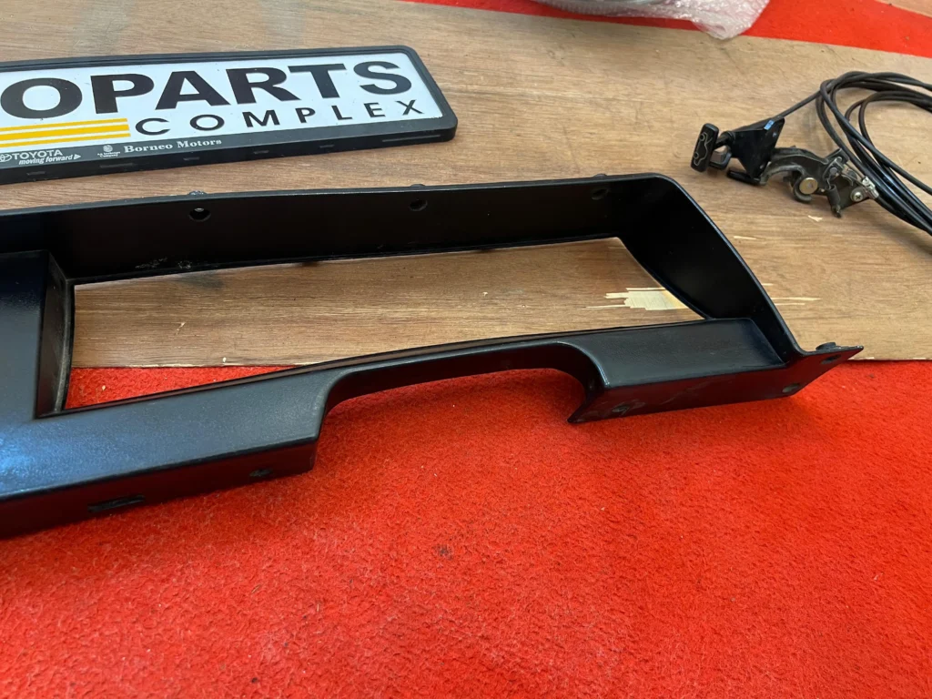 Corolla Ke70 Ae70 1982 1983 RHD dash cluster panel2