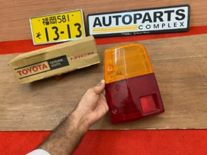 Corolla Ke70 Te72 wagon tail light lens NOS OEM 2