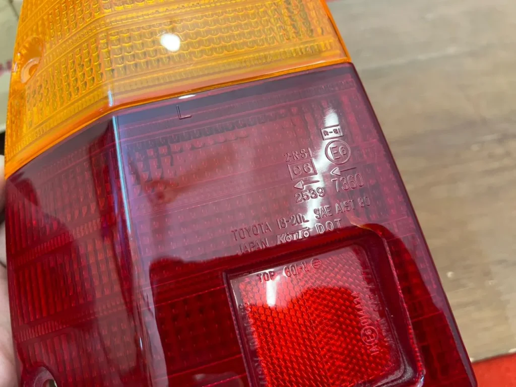 Corolla Ke70 Te72 wagon tail light lens NOS OEM 4