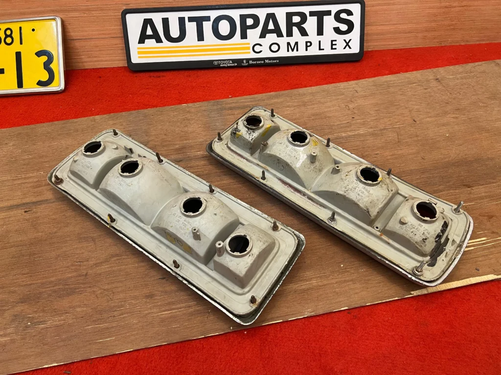 Corolla liftback 1975 - 1979 Te51 Te55 tail lights 7
