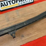 Hilux 1981 1982 1983 2WD front bumper filler lip4