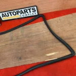 Starlet Kp60 kp61 front windshield rubber seal4
