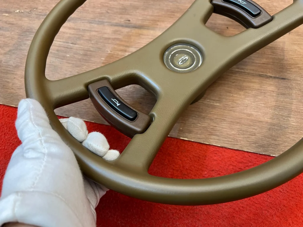 Corolla 1975 1976 1977 1978 SR 4 spokes steering wheel (4)