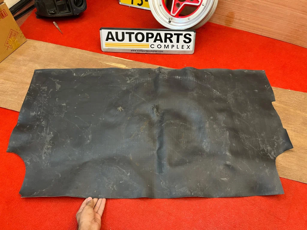 Corolla 1975 - 1979 ke30 Te31 Trunk mat OEM12