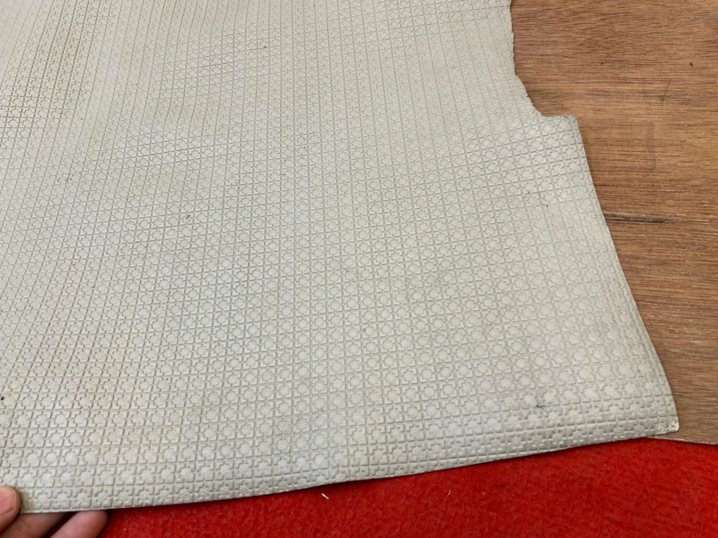 Corolla 1975 - 1979 ke30 Te31 Trunk mat OEM4