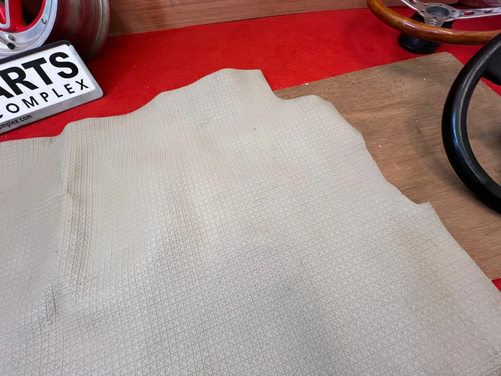 Corolla 1975 - 1979 ke30 Te31 Trunk mat OEM8