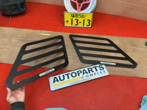 Corolla 1980 - 1983 ke70 te72 wagon rear side window louvers pair (1)