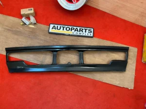 Corolla 1981 Ke70 Te72 front apron valance 4