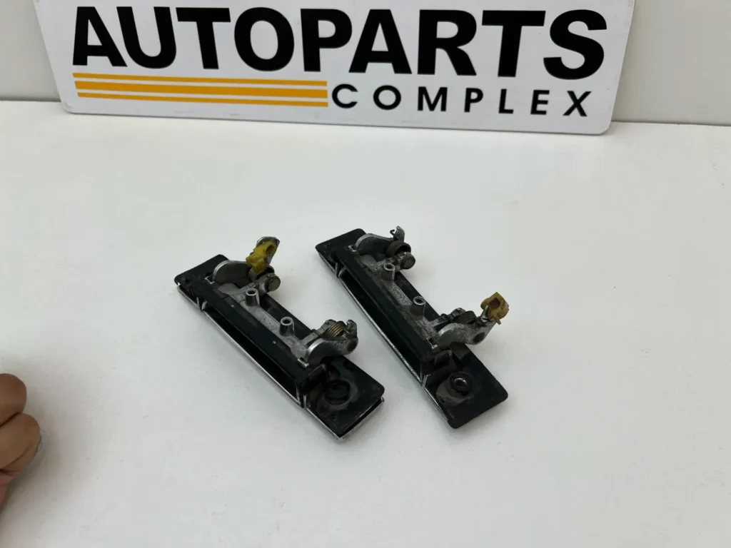 Corolla 2-Door Te72 Ke70 Ae70 door outer handles (1)
