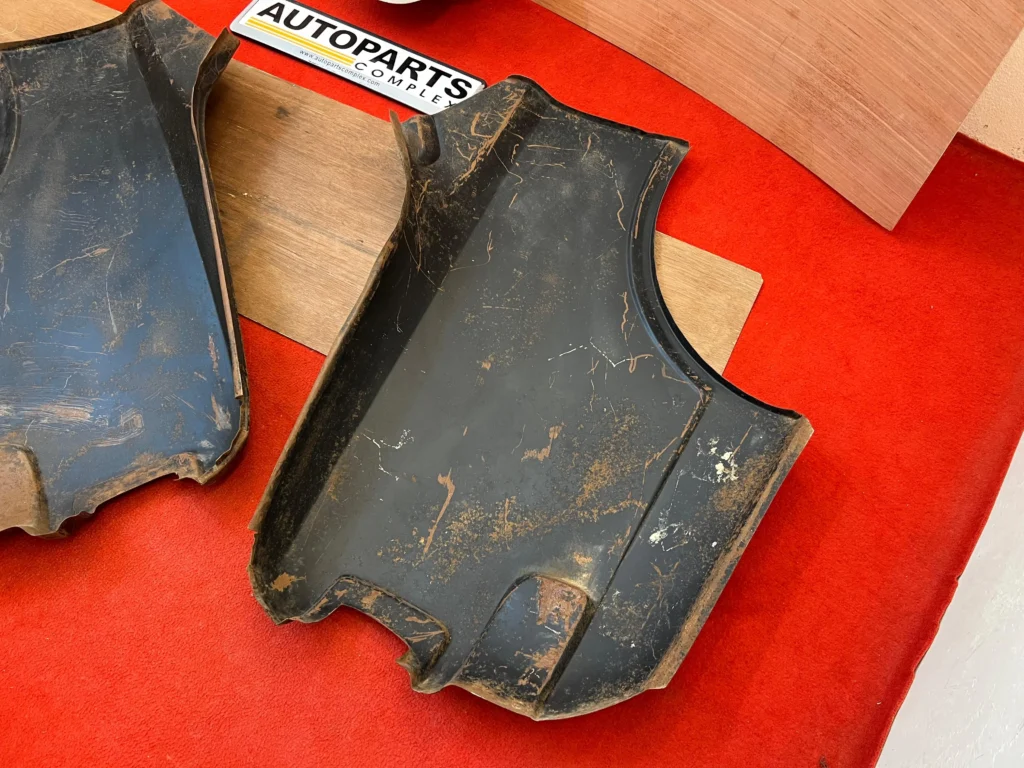 Corona 1971 1972 1973 Rt80 rear fender quarter panels L+R (10)