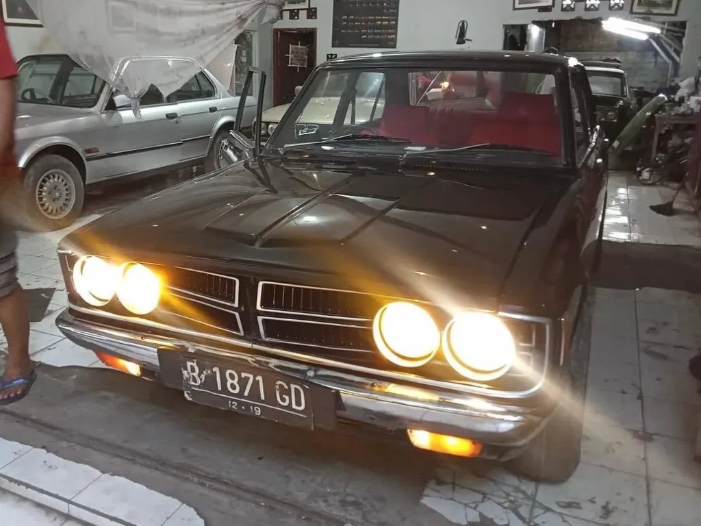 Corona 1971 1972 1973 Rt80 rear fender quarter panels L+R (7)