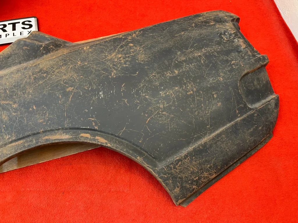 Corona 1971 1972 1973 Rt80 rear fender quarter panels L+R (8)