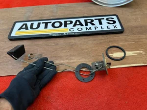 Corona 1976 - 1979 rt100 rt104 fuel sender unit (1)