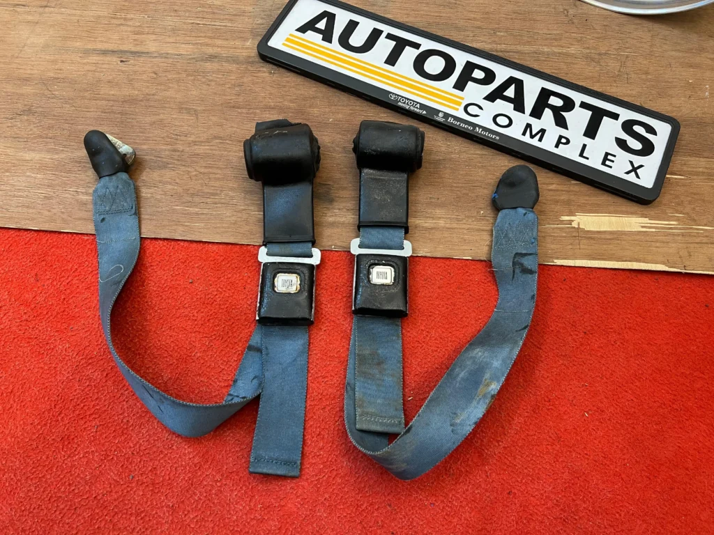 Corona #RT80 #RT81 #RT83 #RT84 Blue Seat belts1