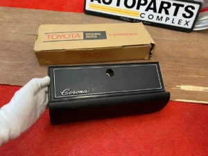 Corona Rt80 RT81 RT83 1970 1971 Glove compartment Door NOS OEM 1