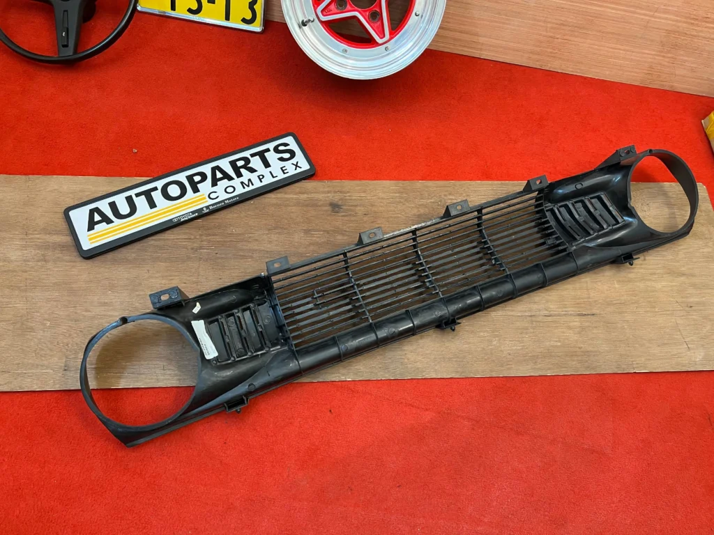 Datsun 120y B210 JDM front grille 6