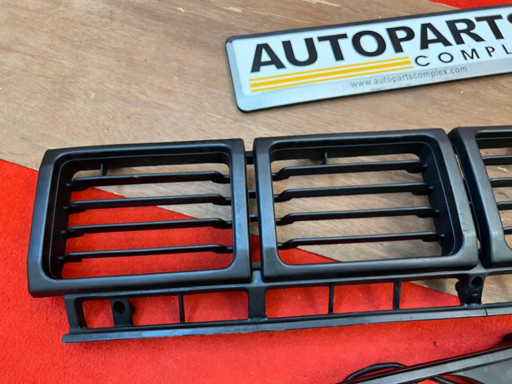 Hilux pickup 1979 1980 1981 4wd grille (5)