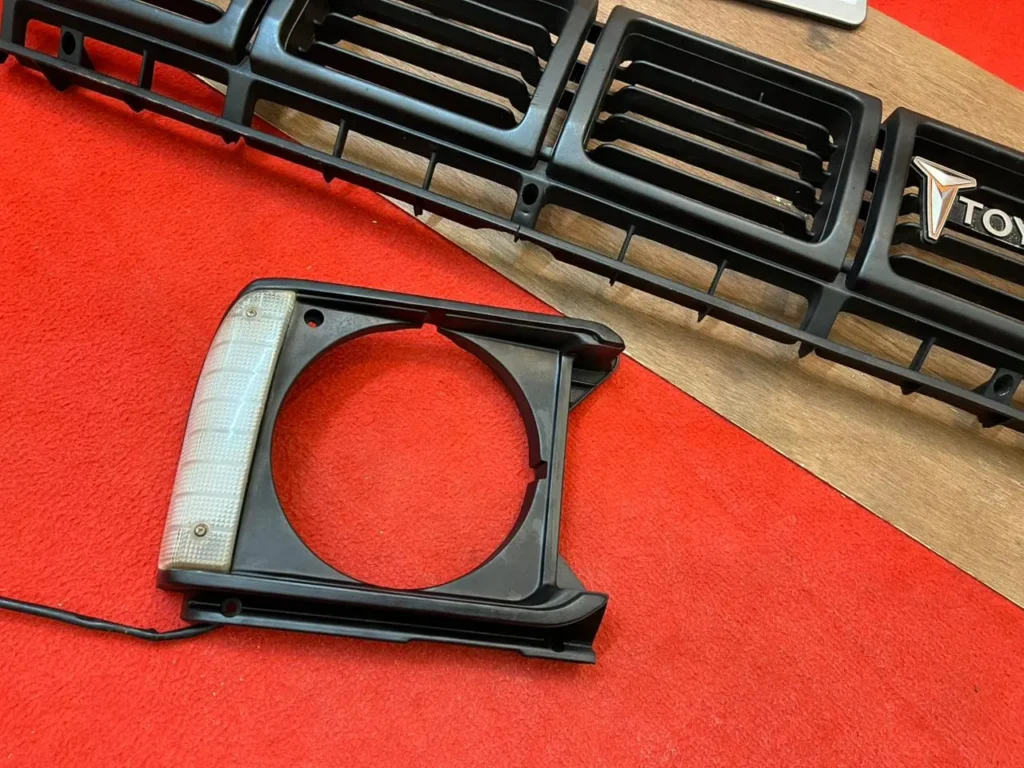 Hilux pickup 1979 1980 1981 4wd grille (9)