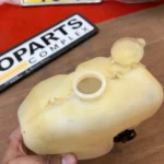 Ke30 Te31 Ke35 Ke36 Corolla Windshield washer bottle2