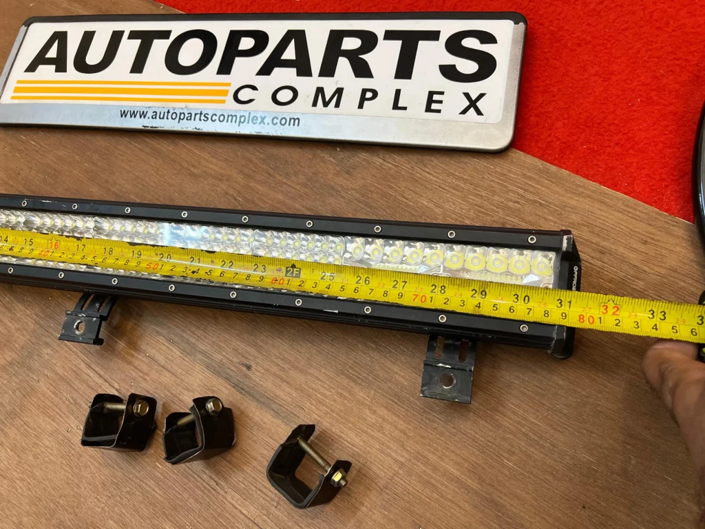 Roof mounted bar for SUVs (5)