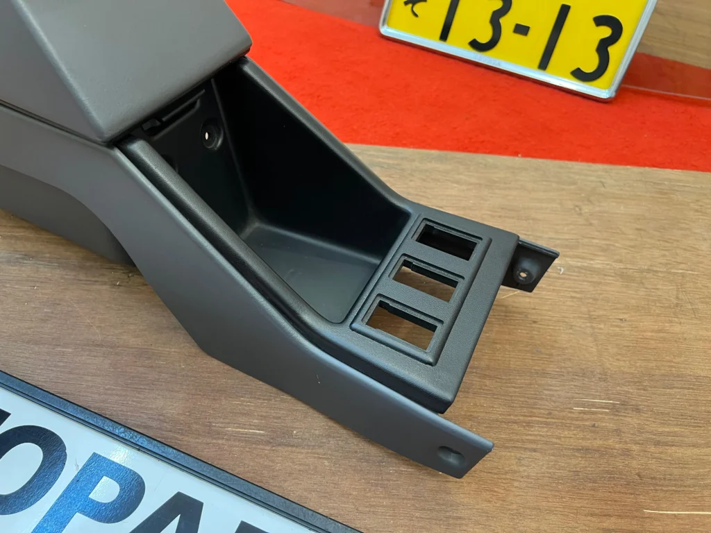 Toyota 1984 - 1988 4runner Pickup OEM Center armrest Console1