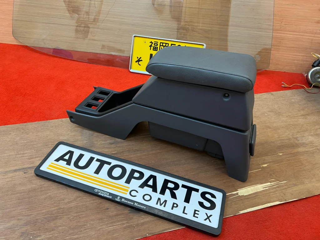Toyota 1984 - 1988 4runner Pickup OEM Center armrest Console5