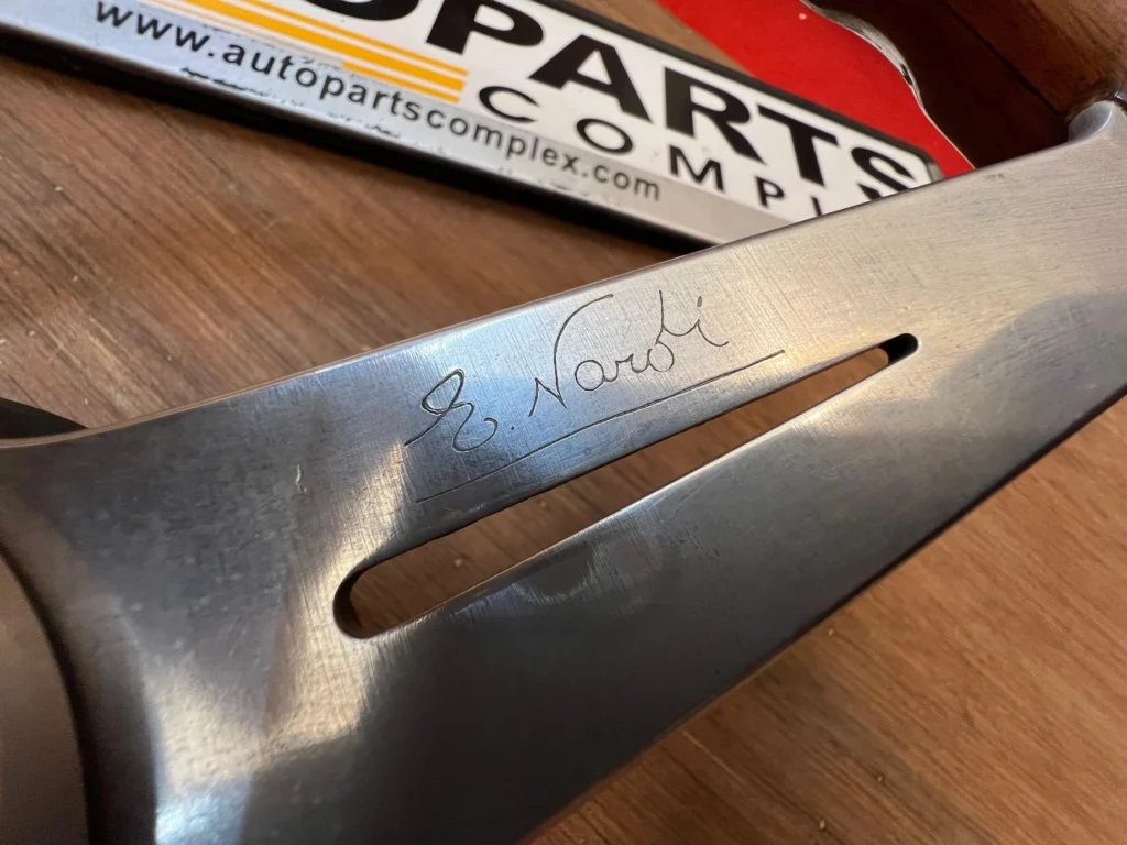 Vintage Nardi Torino Classic 365mm with horn button and its surrounding ring (6)