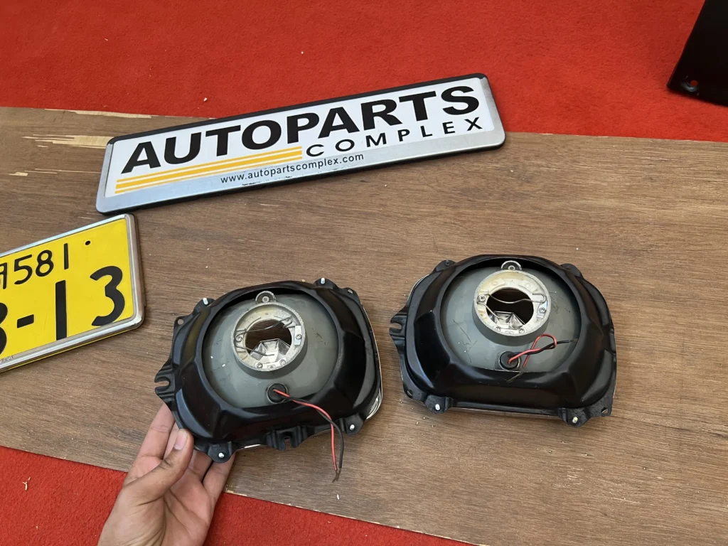 57 crystal headlights for Corolla, Hilux, starlet and more (5)