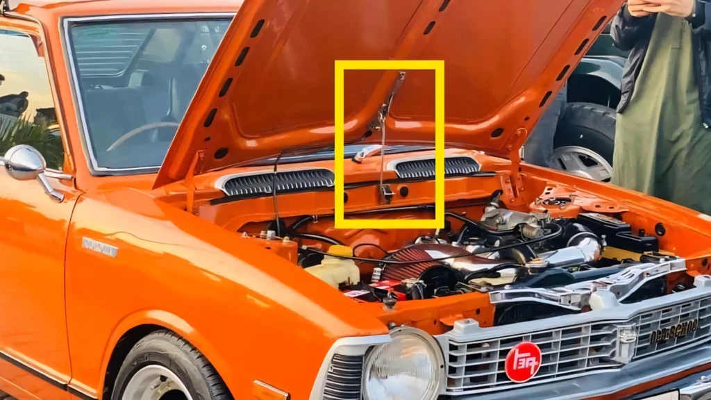 Corolla 1971 - 1974 ke20 te27 ke25 hood prop rod (1)