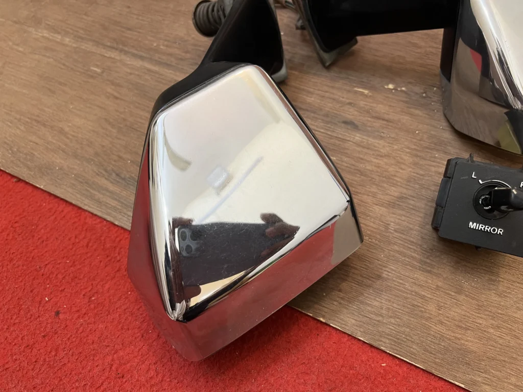 Corolla 1980 - 1982 ke70 JDM fender mirrors with switch (3)